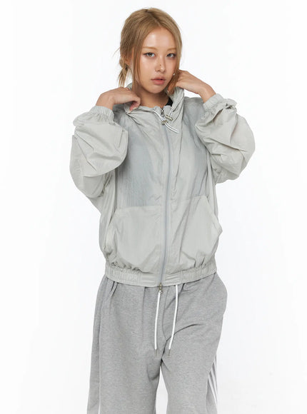 Sheer Nylon Windbreaker CU523 in Gray, size S/M
