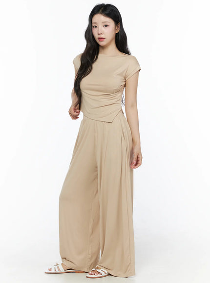 Shirred Boat Neck Tee and Sweatpants Set IU525 in Beige, size S/M