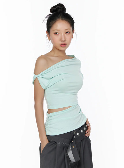 Shirred Slit Off-Shoulder Tee CL510 Mint side close-up model back-side view twist knot shoulder detail off-shoulder drape ruched back hem stretch fabric