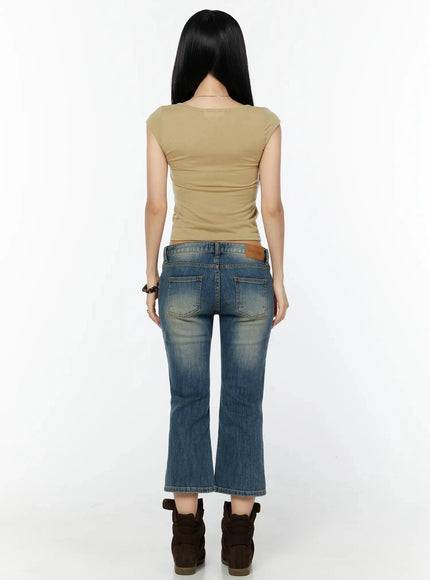 Simi Vintage Washed Capri Jeans IU524 Dark blue back full-body shot on model showing rear pockets, leather patch label, faded wash, and flared cropped hem