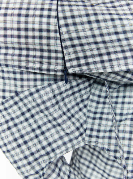 Slim Fit Plaid Sleeveless Top CL520 Navy close-up flat detail shot showing navy and white gingham check woven fabric texture and seam construction