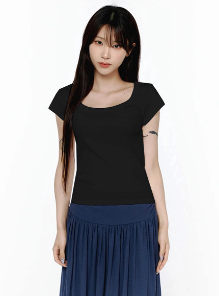 Square Neck Short Sleeve Tee IL502 in Black, size S/M