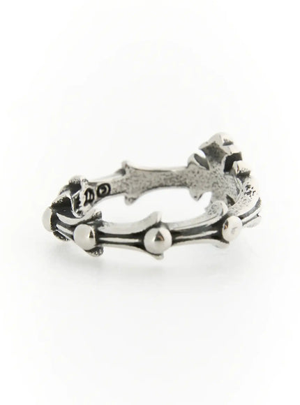 Stella Linked Cross Ring IL517 silver side profile close-up highlighting beaded stud band links and cross motif with oxidized silver texture