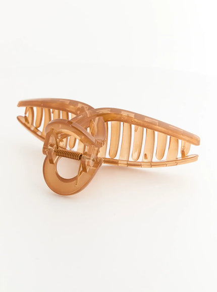 Stella Litter Hair Clip IL503 brown detail shot from below showing open jaw position with visible gold coil spring and serrated grip teeth