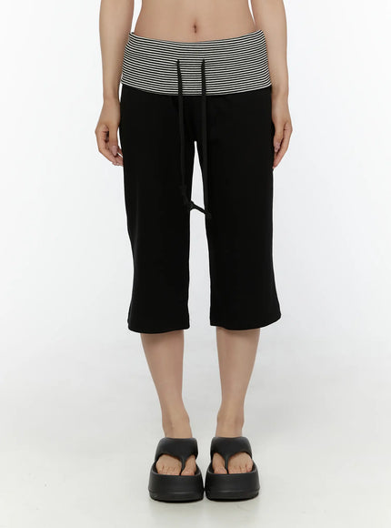 Striped Capri Pants CL508 in Black, size S/M