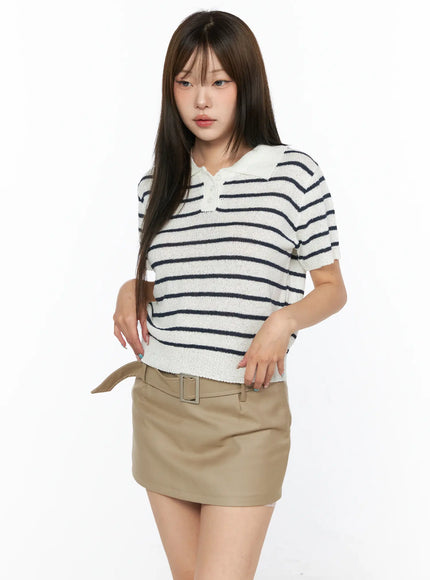 Striped Collared Knit Short Sleeve Top CL514 in White, size S/M