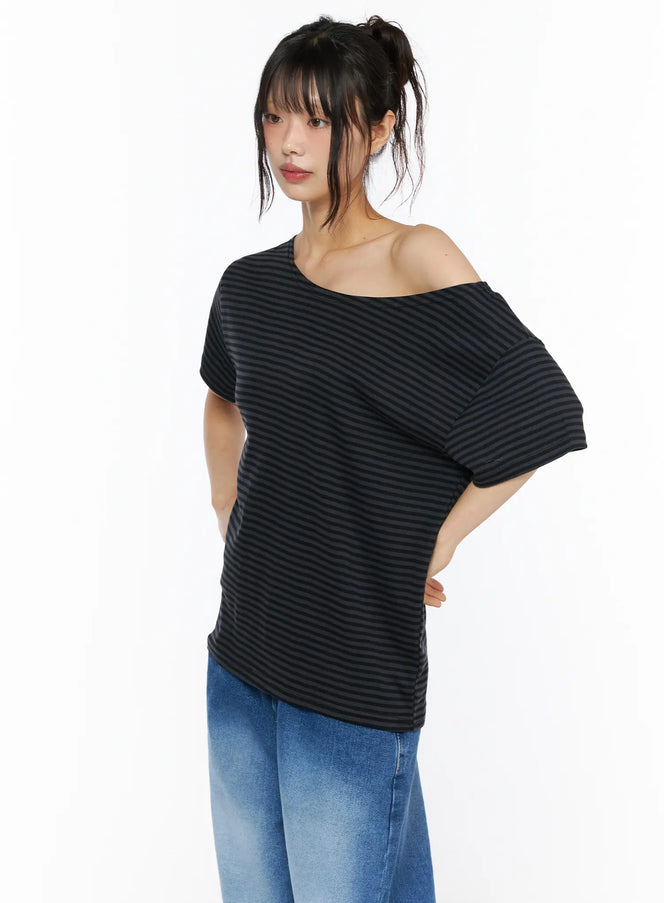 Striped Off-Shoulder Top CU530 in Dark gray, size S/M