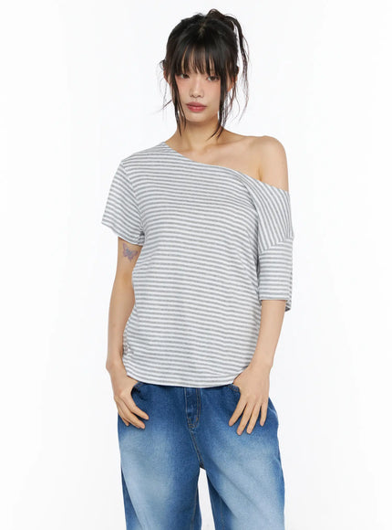 Striped Off-Shoulder Top CU530 in Gray, size S/M