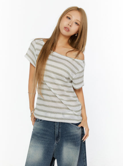 Striped Off-Shoulder Top IL524 in Beige, size S/M