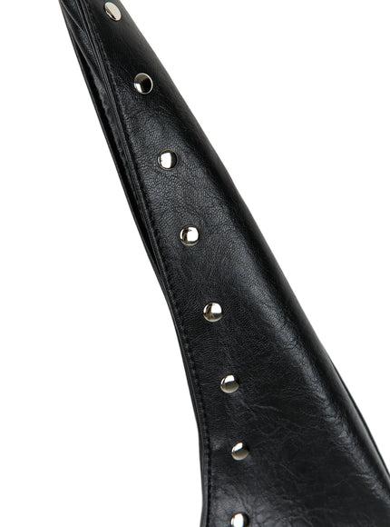 Studded Large Hobo Bag CL527 Black close-up detail of magnetic snap closure and silver studs lining the top opening with crinkled faux leather body