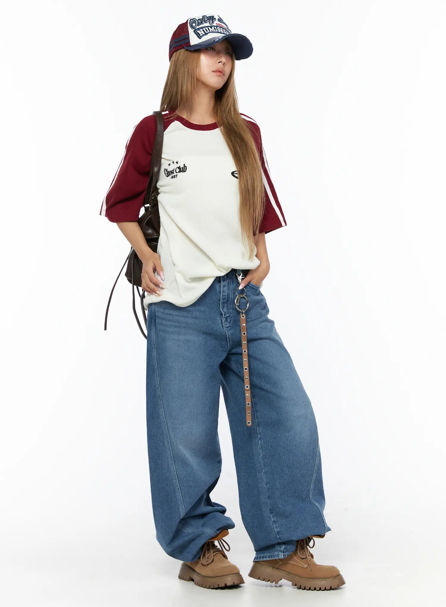 Suna Washed Wide Leg Jeans CU523 Blue front shot on model styled with raglan tee cap and boots extra wide leg silhouette size S