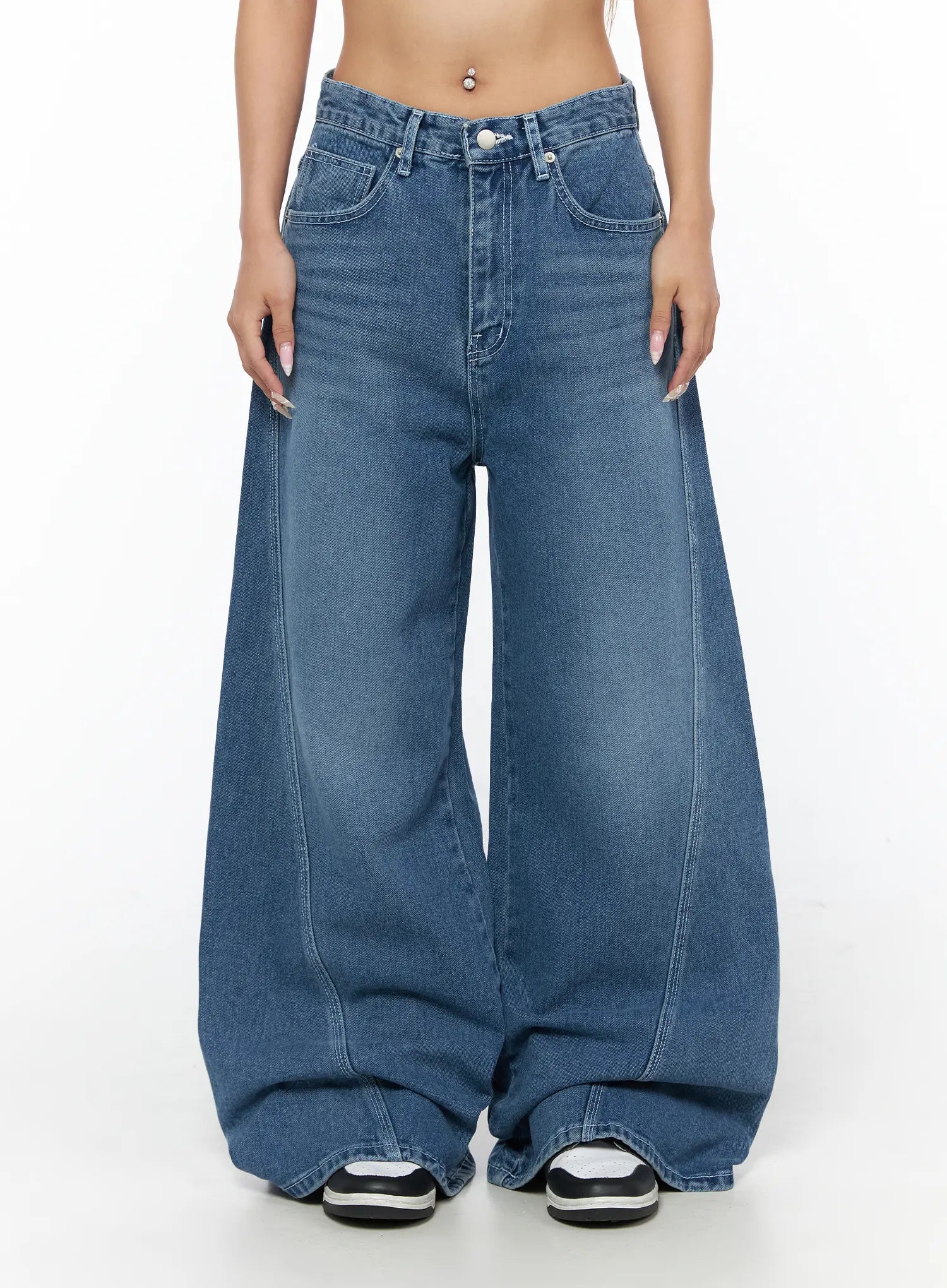 Suna Washed Wide Leg Jeans CU523 Blue front close-up on model showing mid-rise waistband button closure and ultra wide leg denim