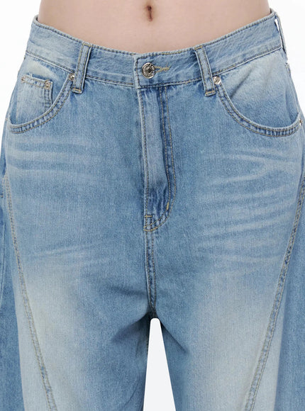 Teo Wide Leg Jeans IL506 Blue close-up detail shot of waistband, front pockets, silver button hardware, and curved panel seam stitching