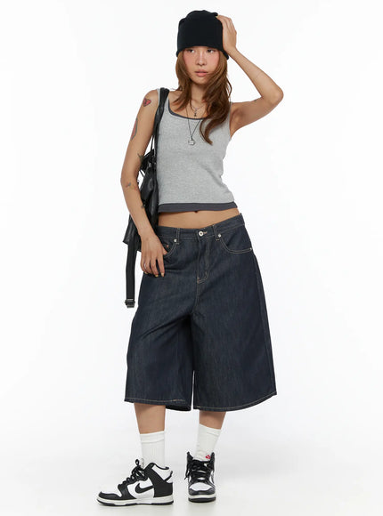 Two-Tone Tank Top CL503 Gray full outfit front shot on model wearing beanie black shoulder bag denim shorts and sneakers casual styling