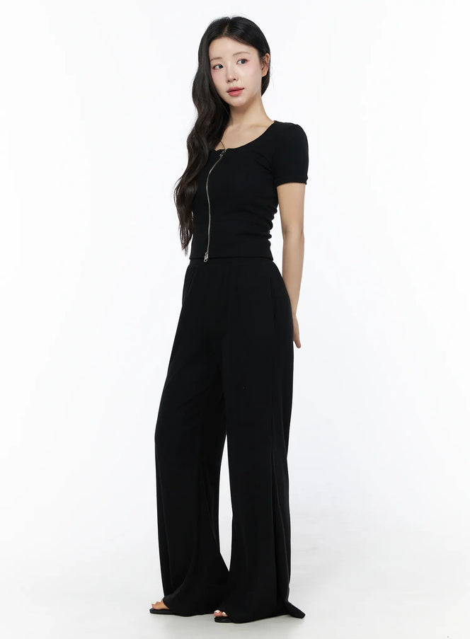 Two-Way Top & Sweatpants Set IU525 in Black, size S/M