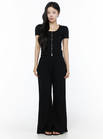 Two-Way Top & Sweatpants Set IU525 Black front full-length shot on model standing straight, ribbed zip top and high-waist wide-leg sweatpants
