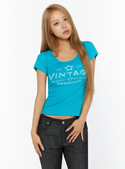Vintage Graphic U-Neck Tee IL524 in Blue, size S/M
