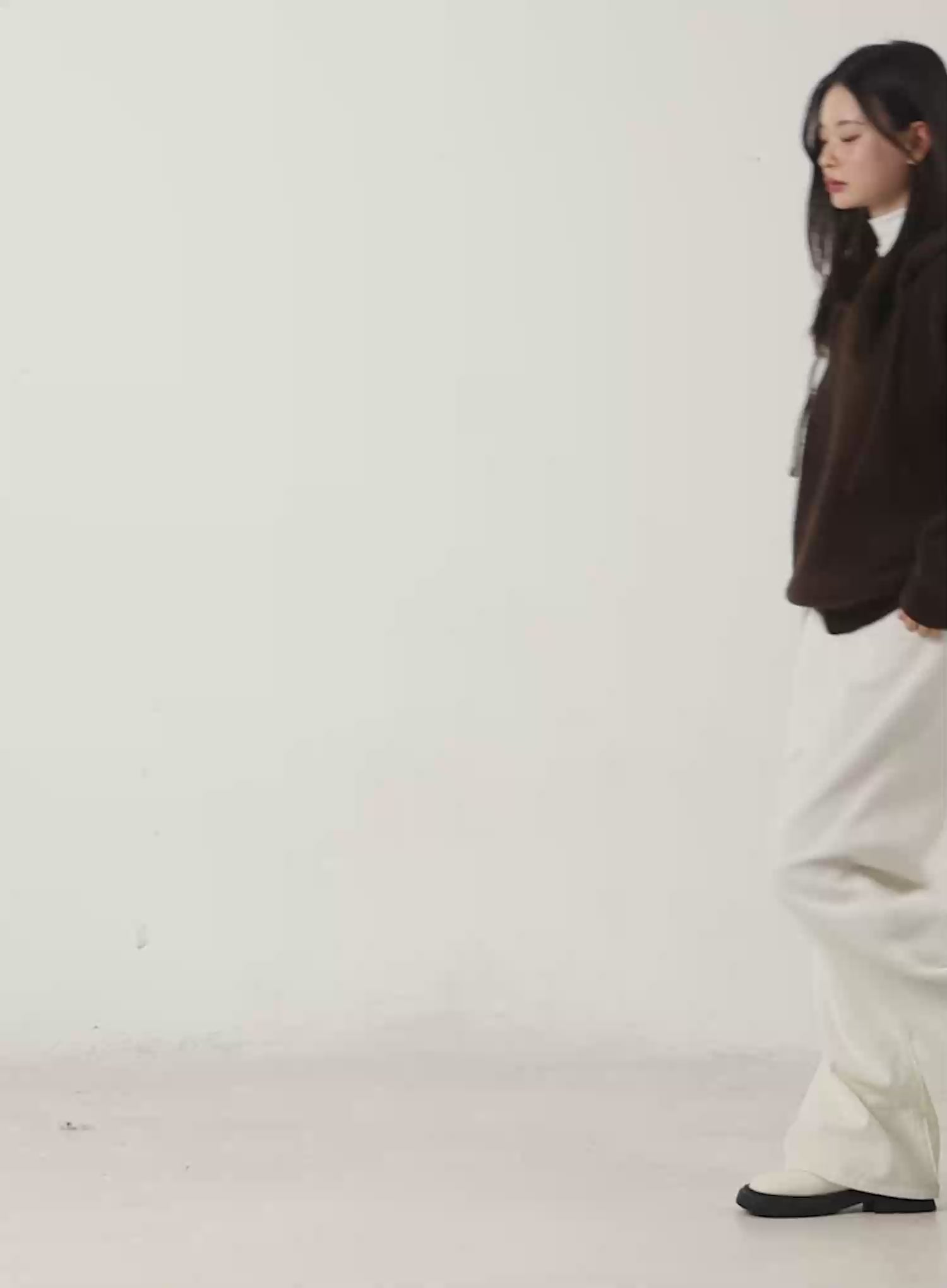 Relaxed-Fit Corduroy Pants CJ507