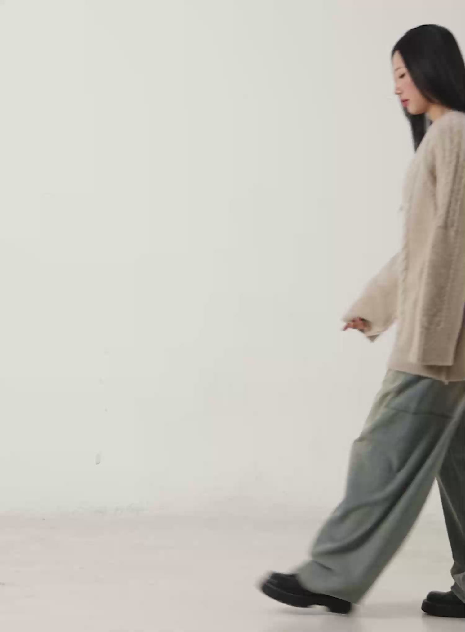 Cozy Cable Knit Long Sleeve Sweater CD530