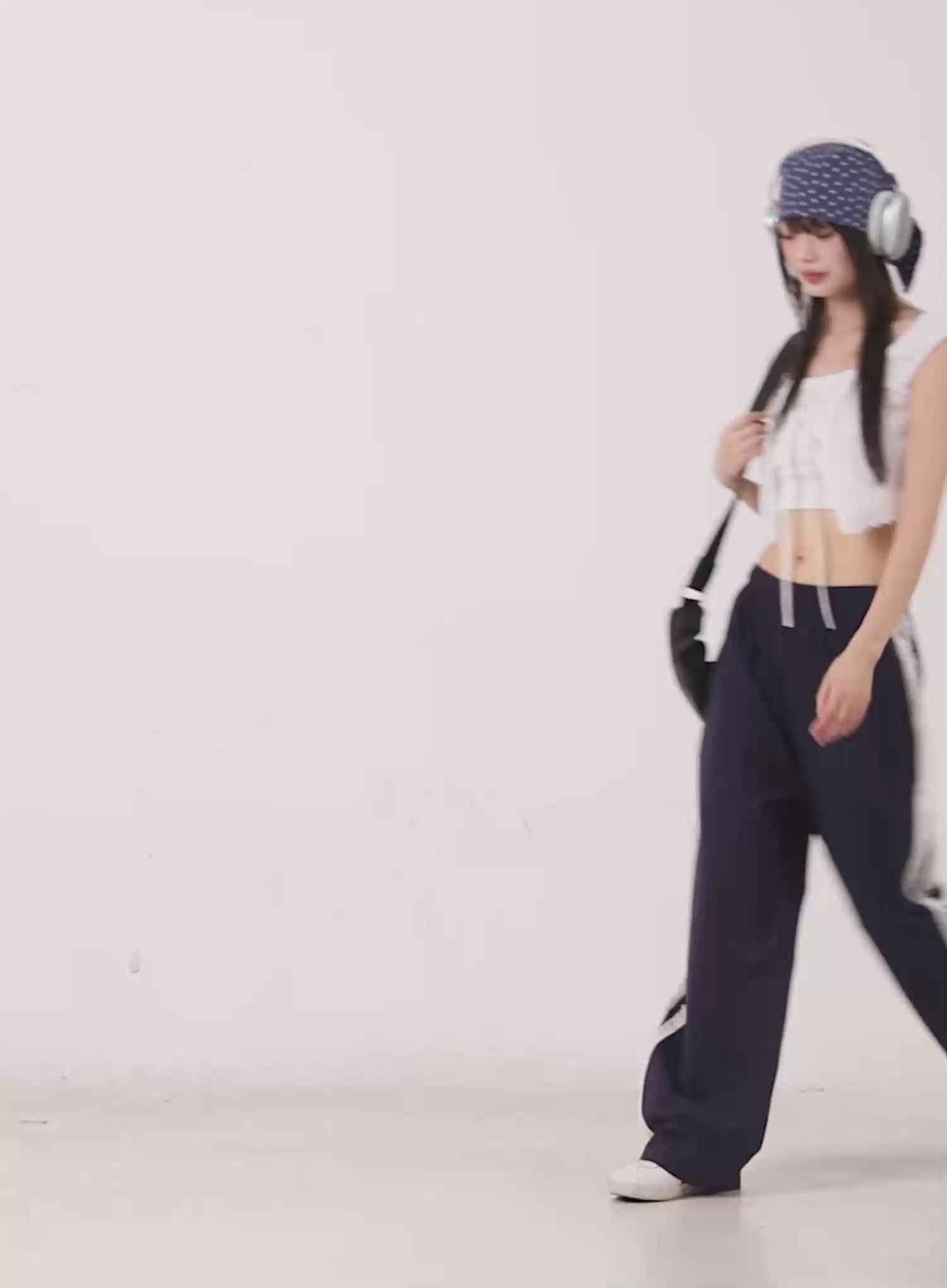 Lace-Trim Wide-Leg Sweatpants CG511