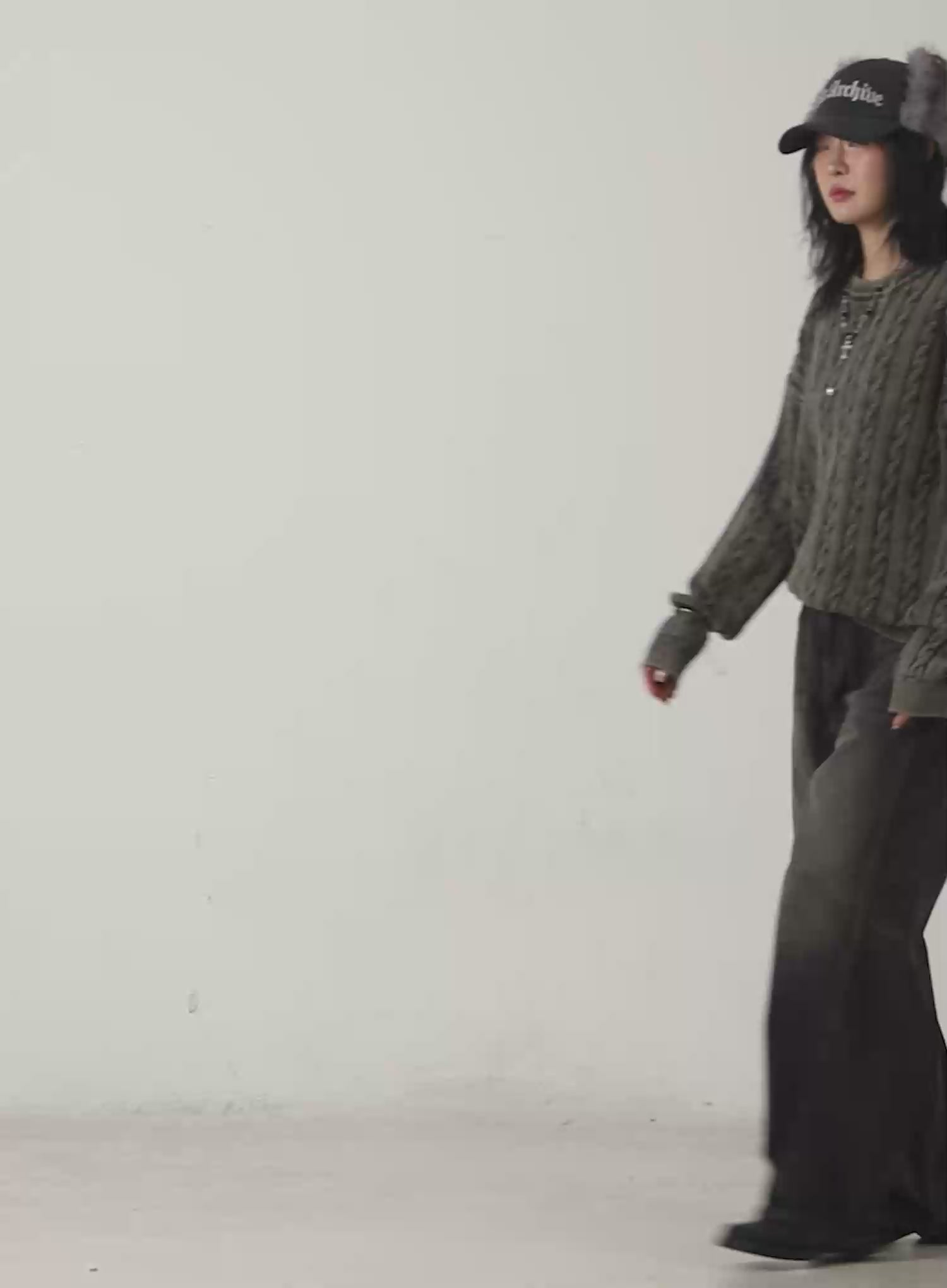 Oversized Cable Knit Sweater CJ522