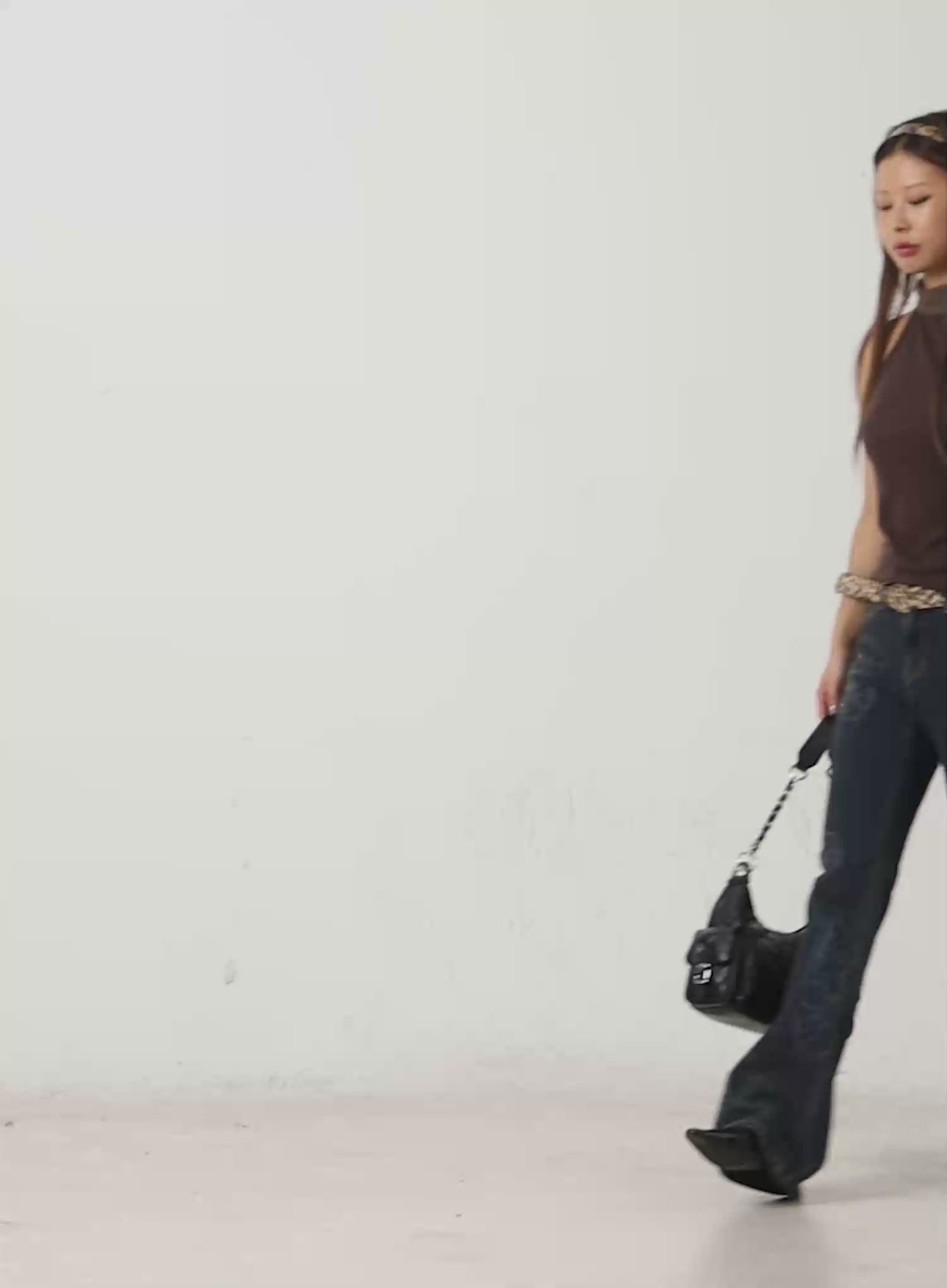 Contrast Halter Top IN528