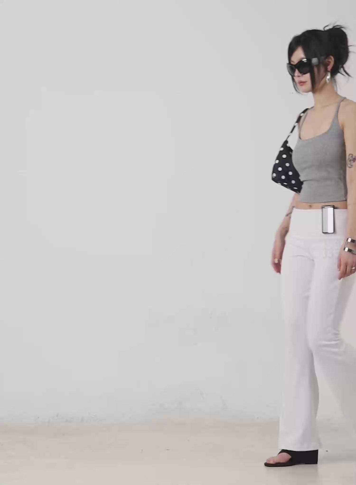 Simple Halter Neck Top CM517