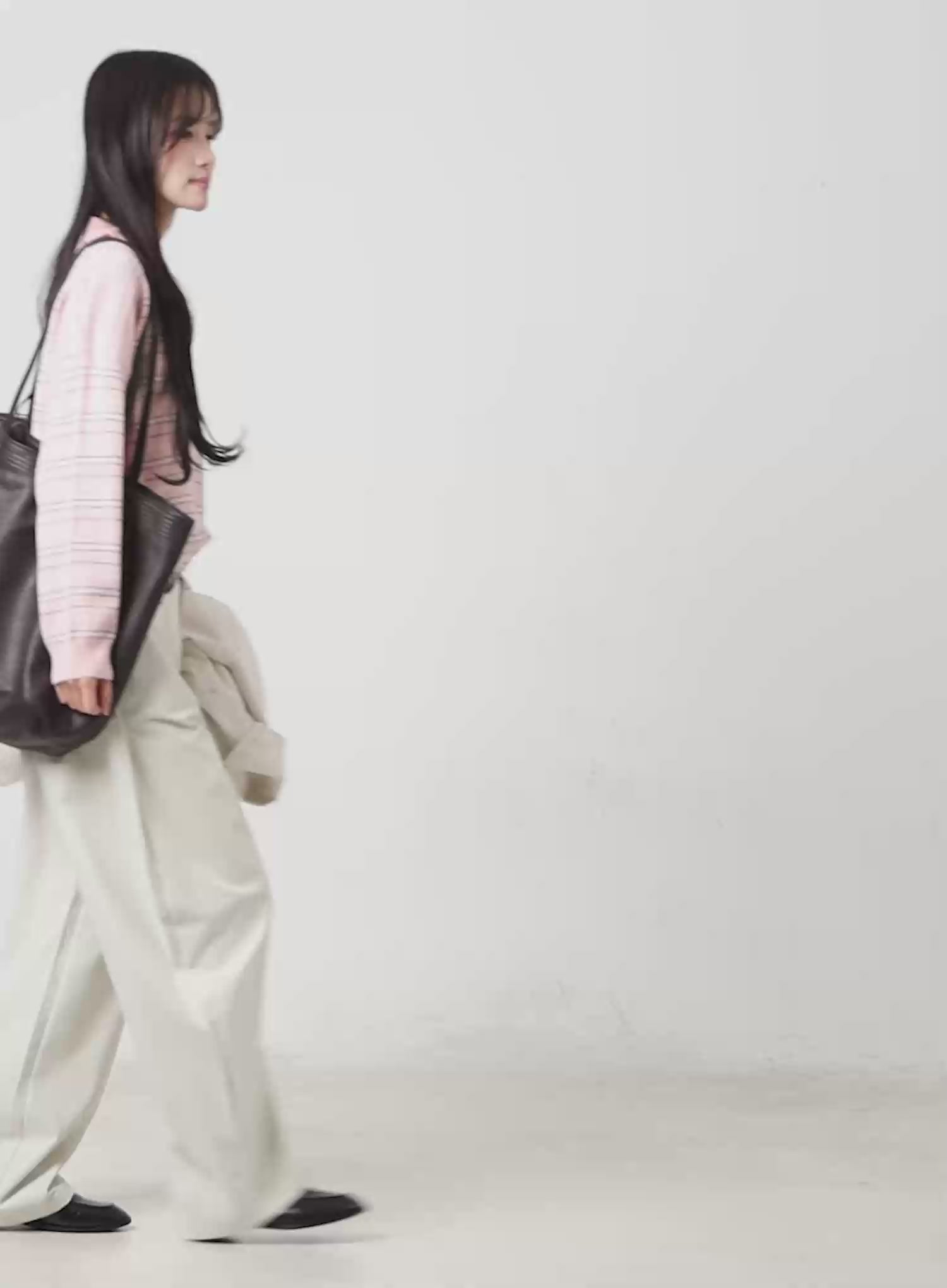 Curved Pocket Wide Leg Pants CM510