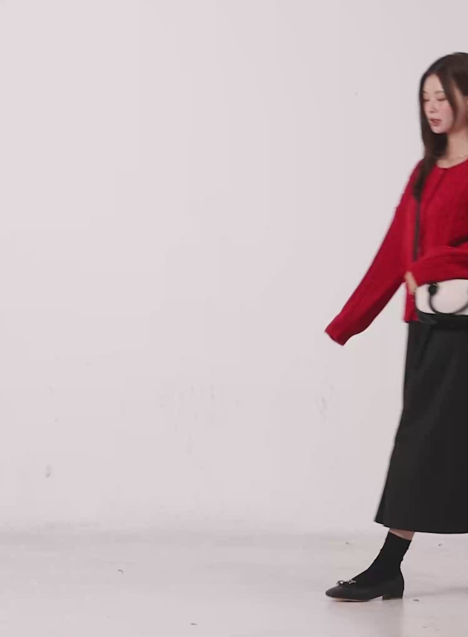 Loose-Fit Cable Knit Cardigan CG521