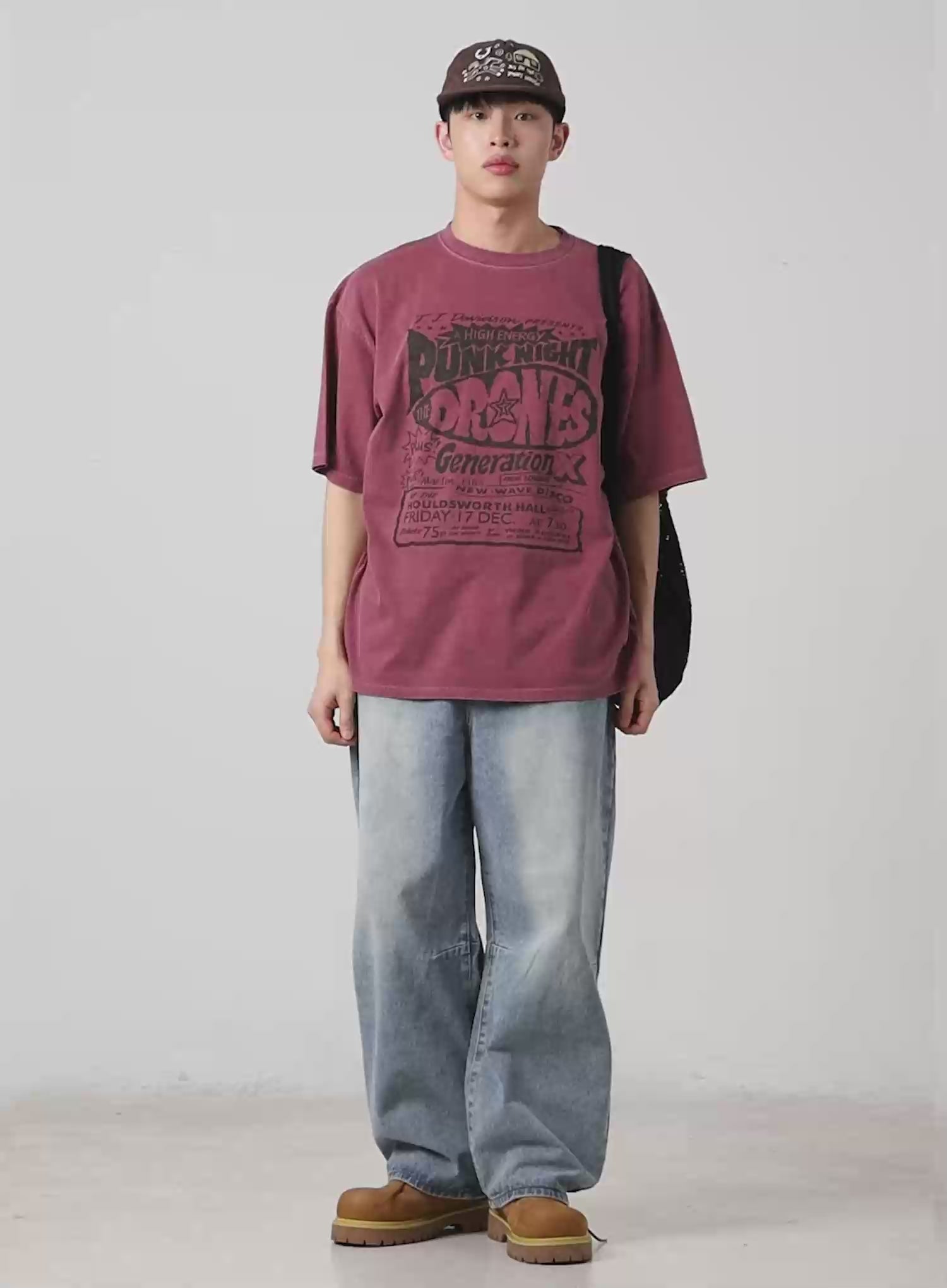 Men's Retro Style Graphic Tee IA502