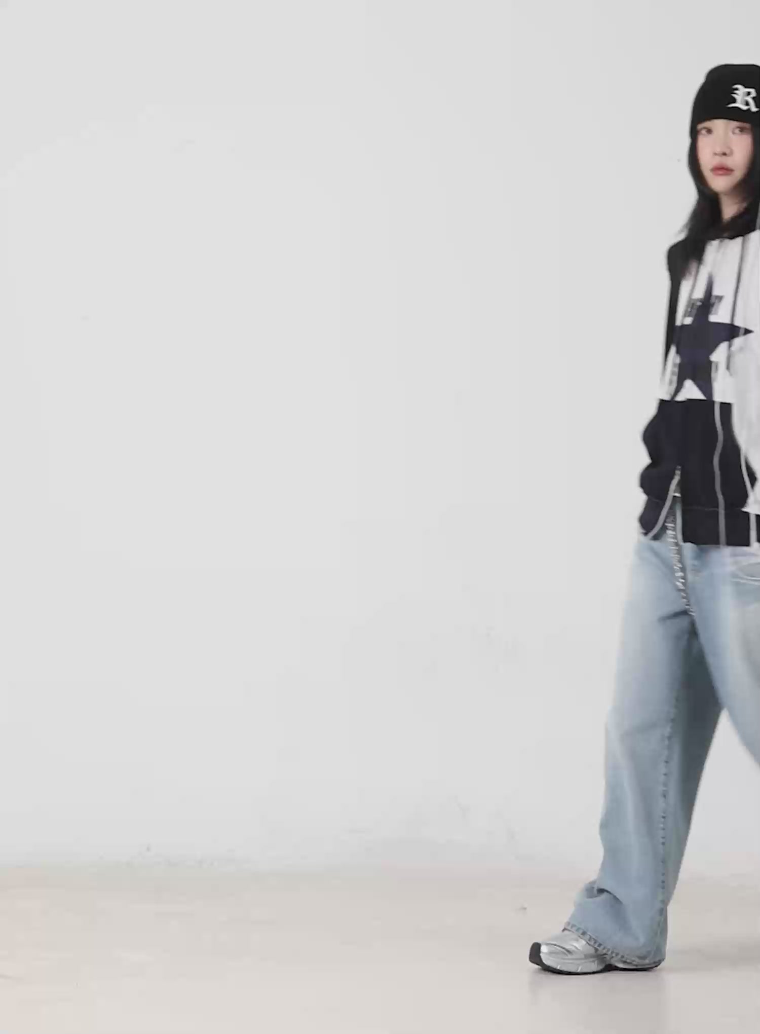 Yuqi Vintage Wash Wide-Leg Jeans CF526