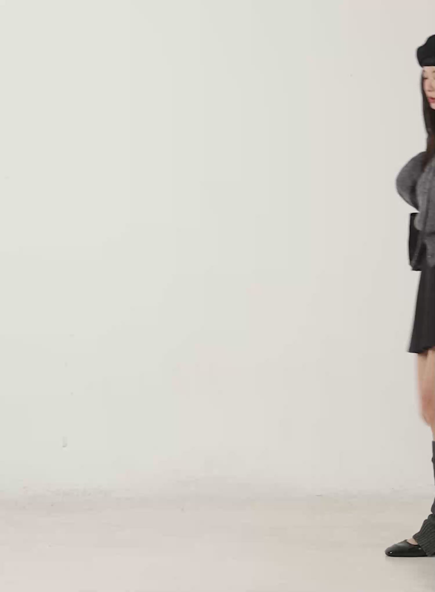 Reversible Classic V-Neck Cardigan ID511