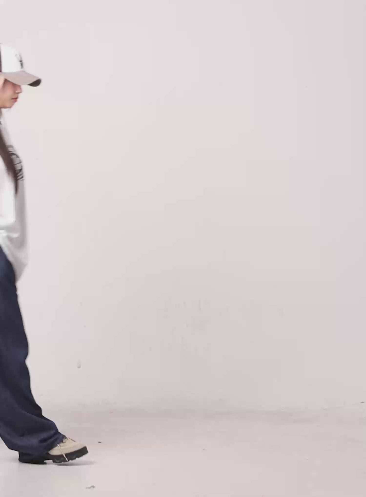 Sophia Raw-Wash Wide Jeans CL518