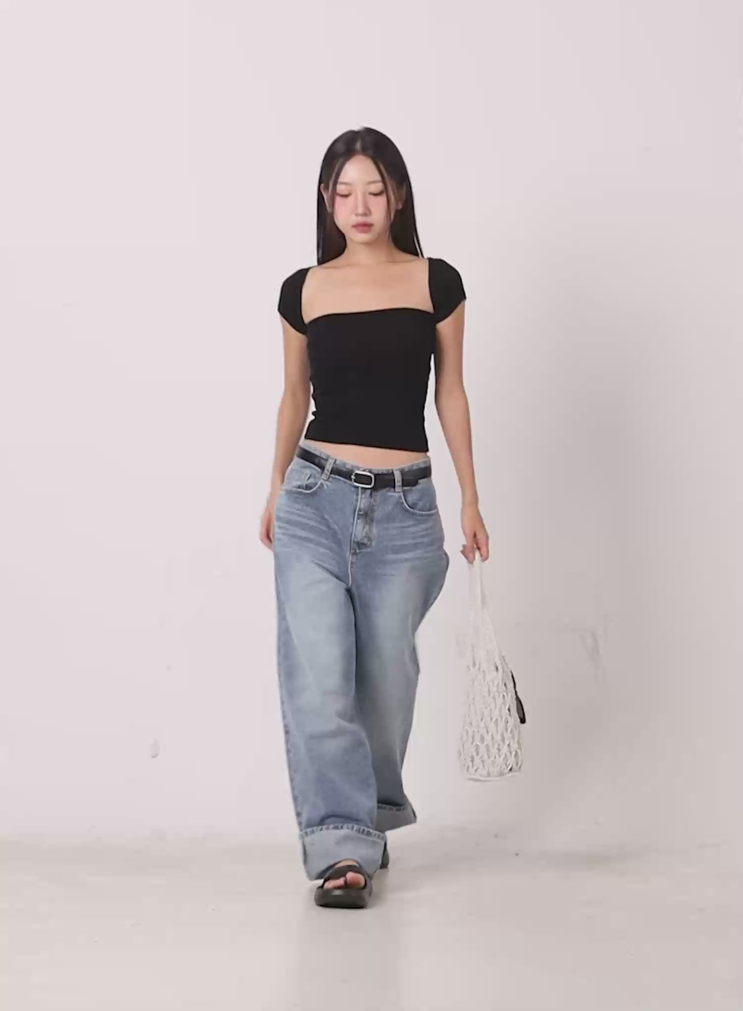 Square-Neck Crop Top CL531