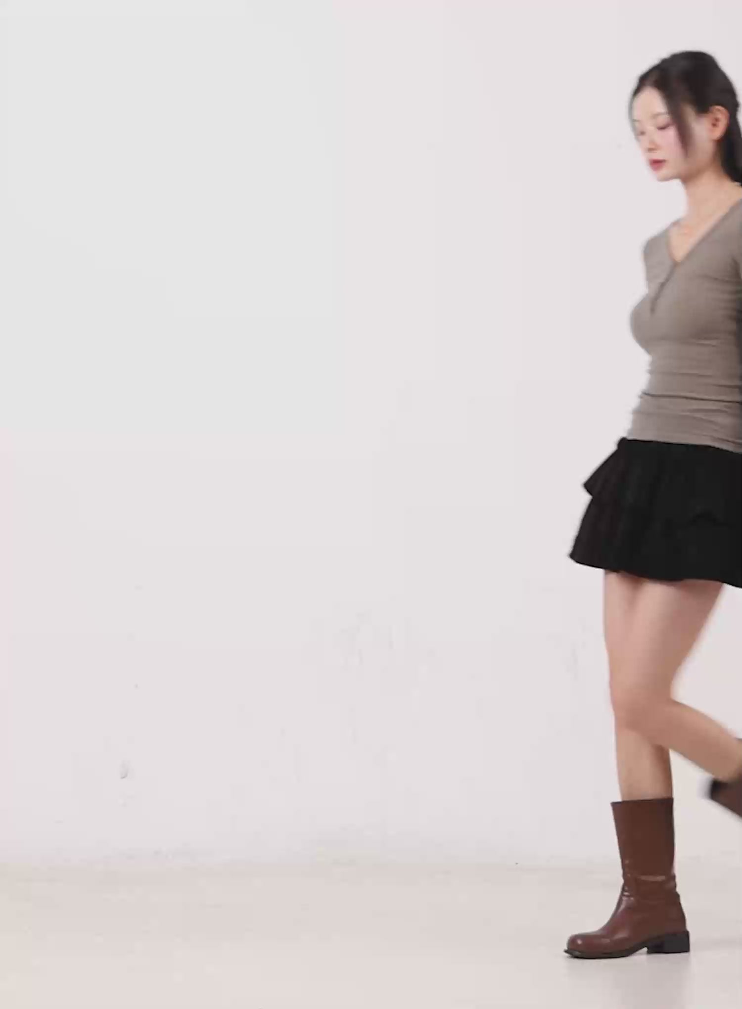 Ribbed Button V-Neck Long Sleeve CO531