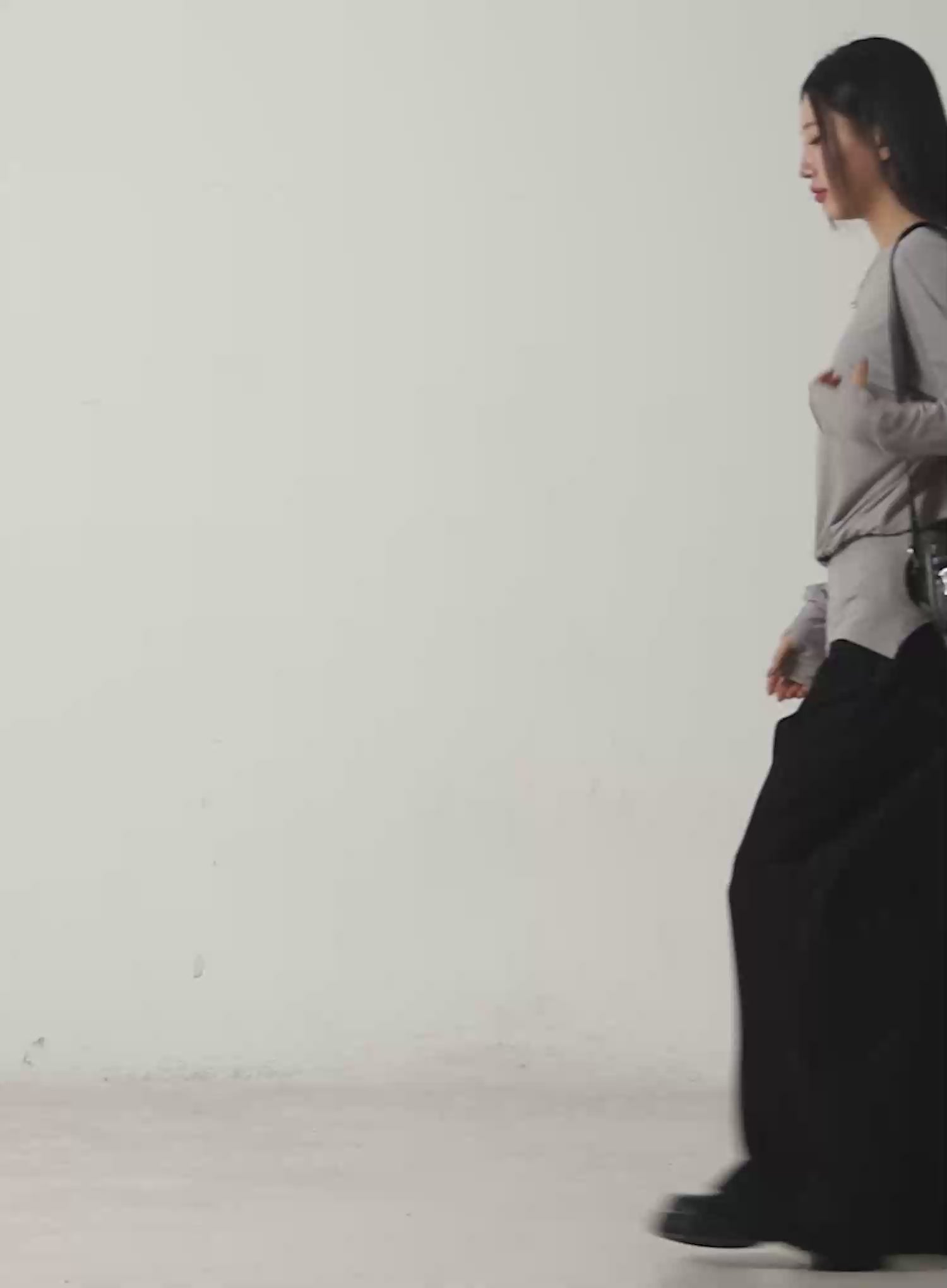 Asymmetric Button-Detail Off-Shoulder Long Sleeve Top CJ530