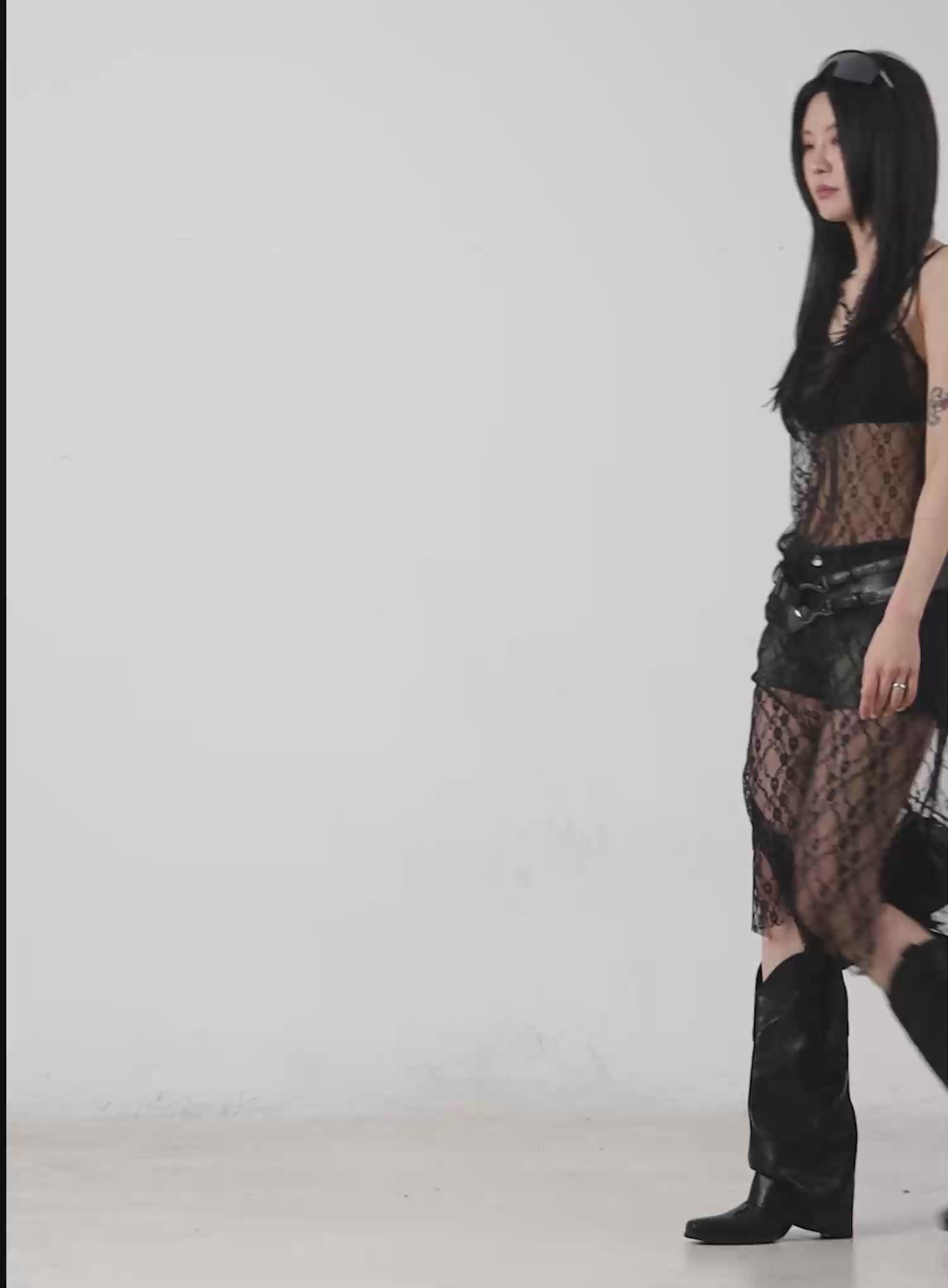 Low Rise Dark Vintage Wash Denim Shorts CM517