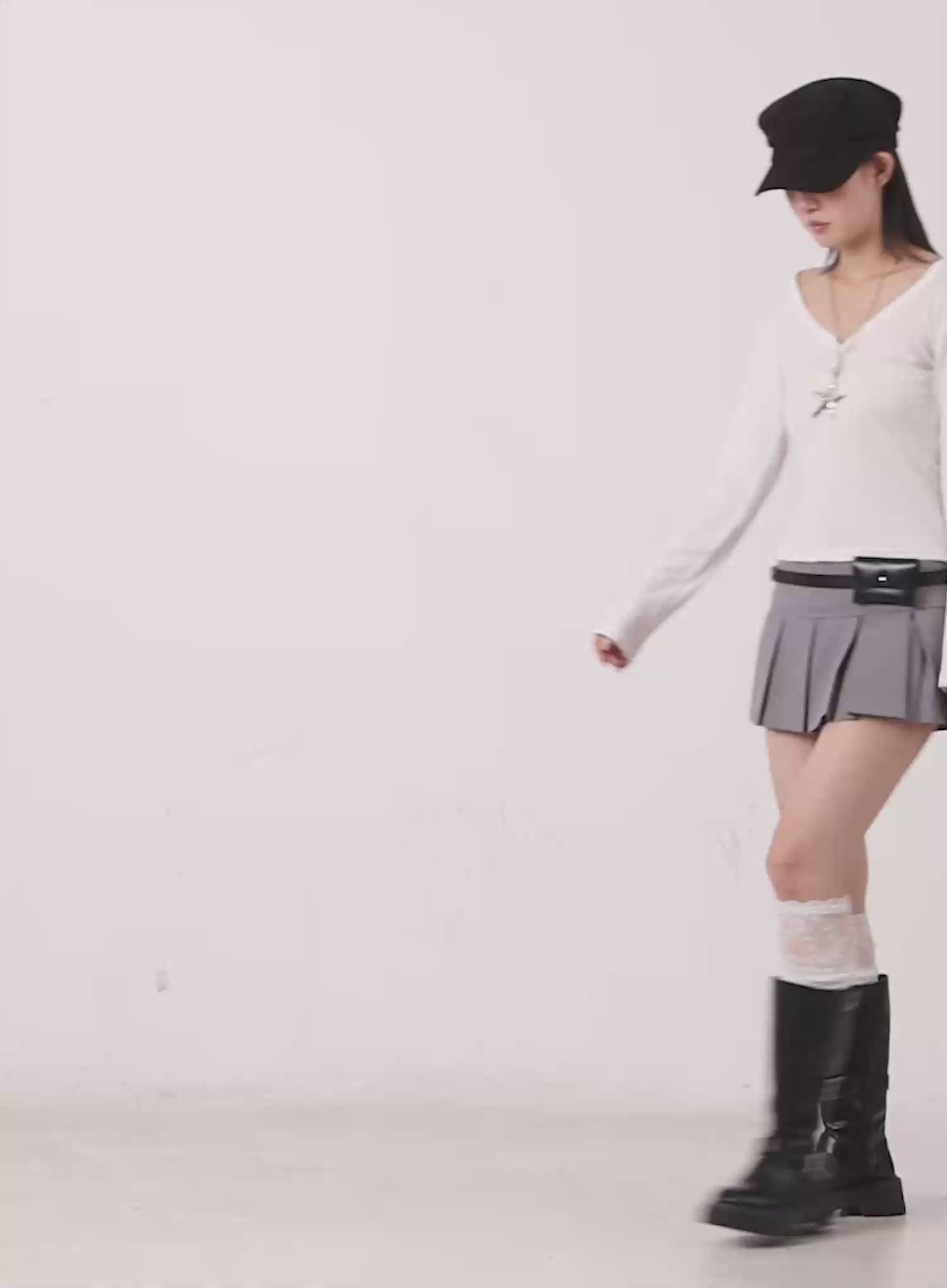 Pleated Low-Rise Mini Skirt IS515