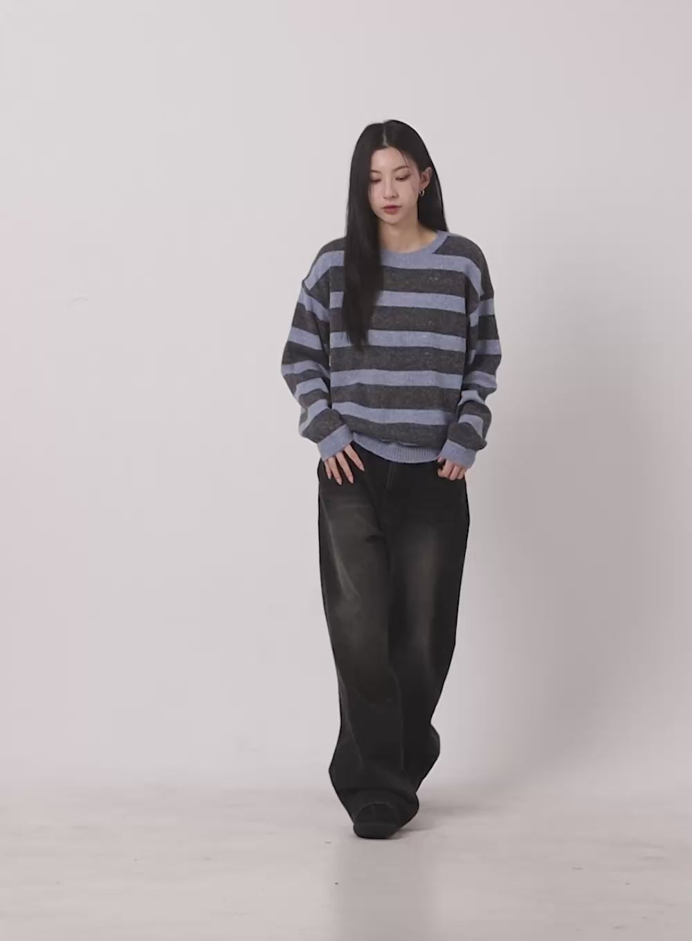 Striped Knitted Sweater IJ503