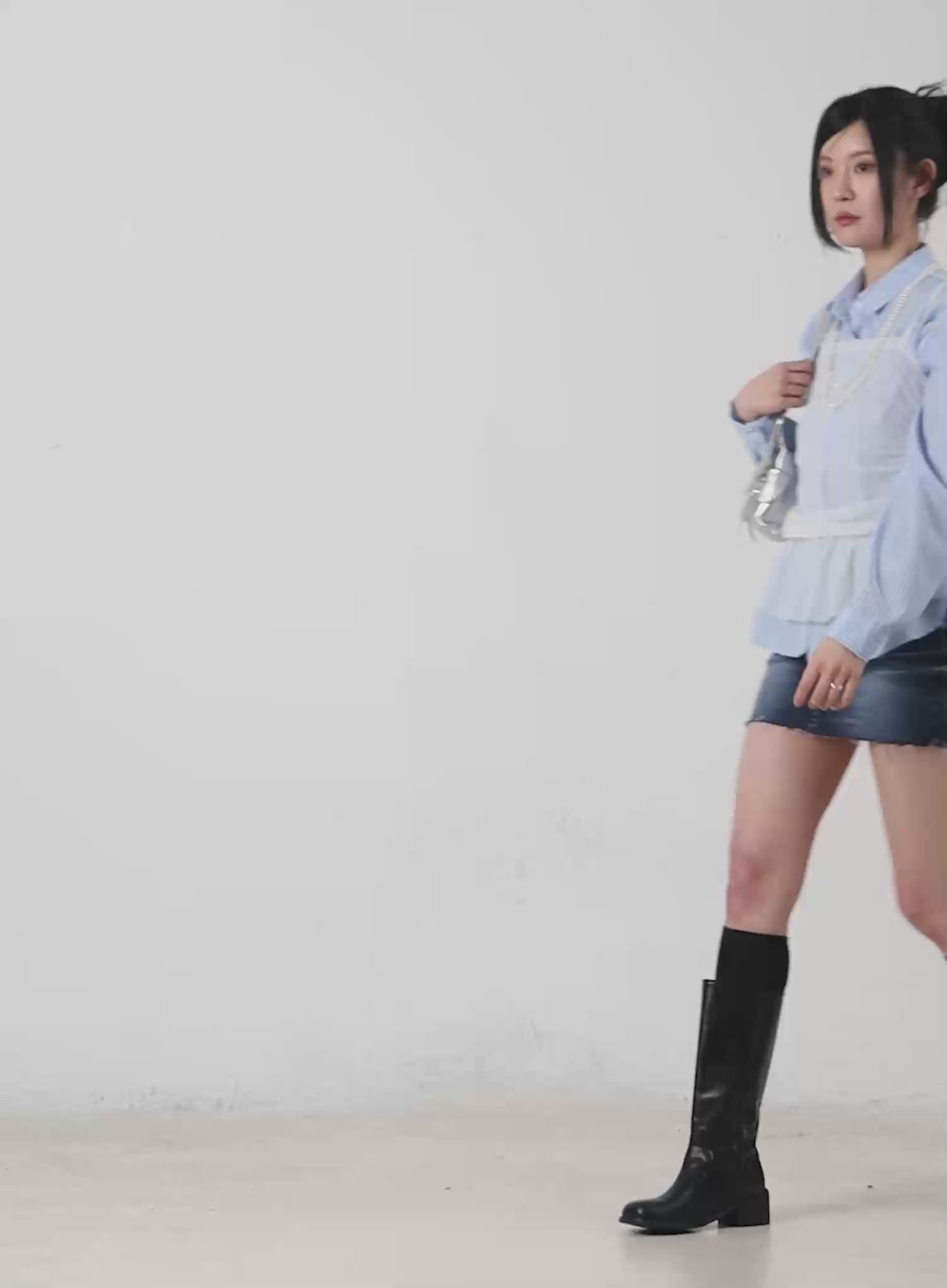 Classic Frayed Hem Denim Mini Skirt CM516