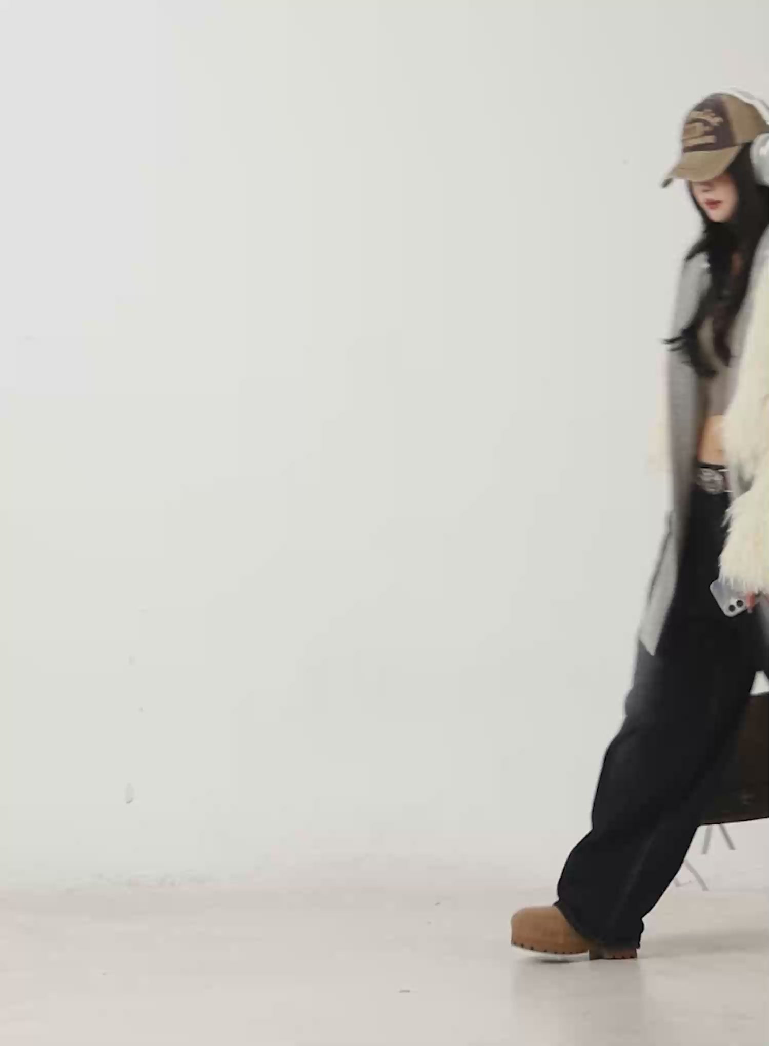 Chic Faux Fur Cropped Jacket CD509