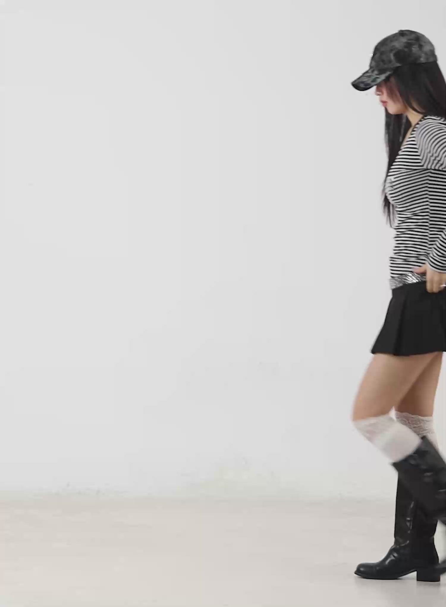 Striped Studded Long Sleeve Hoodie CM511