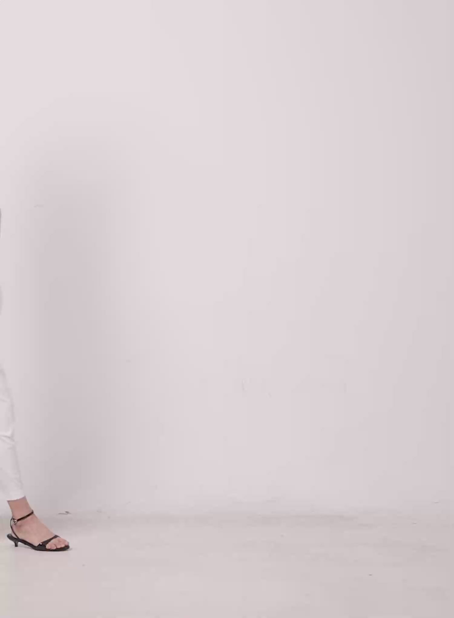 Loose-Fit Short-Sleeve Tee IU512