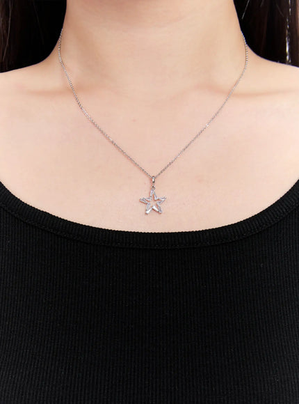 elgao-cubic-necklace-iu527 / Silver
