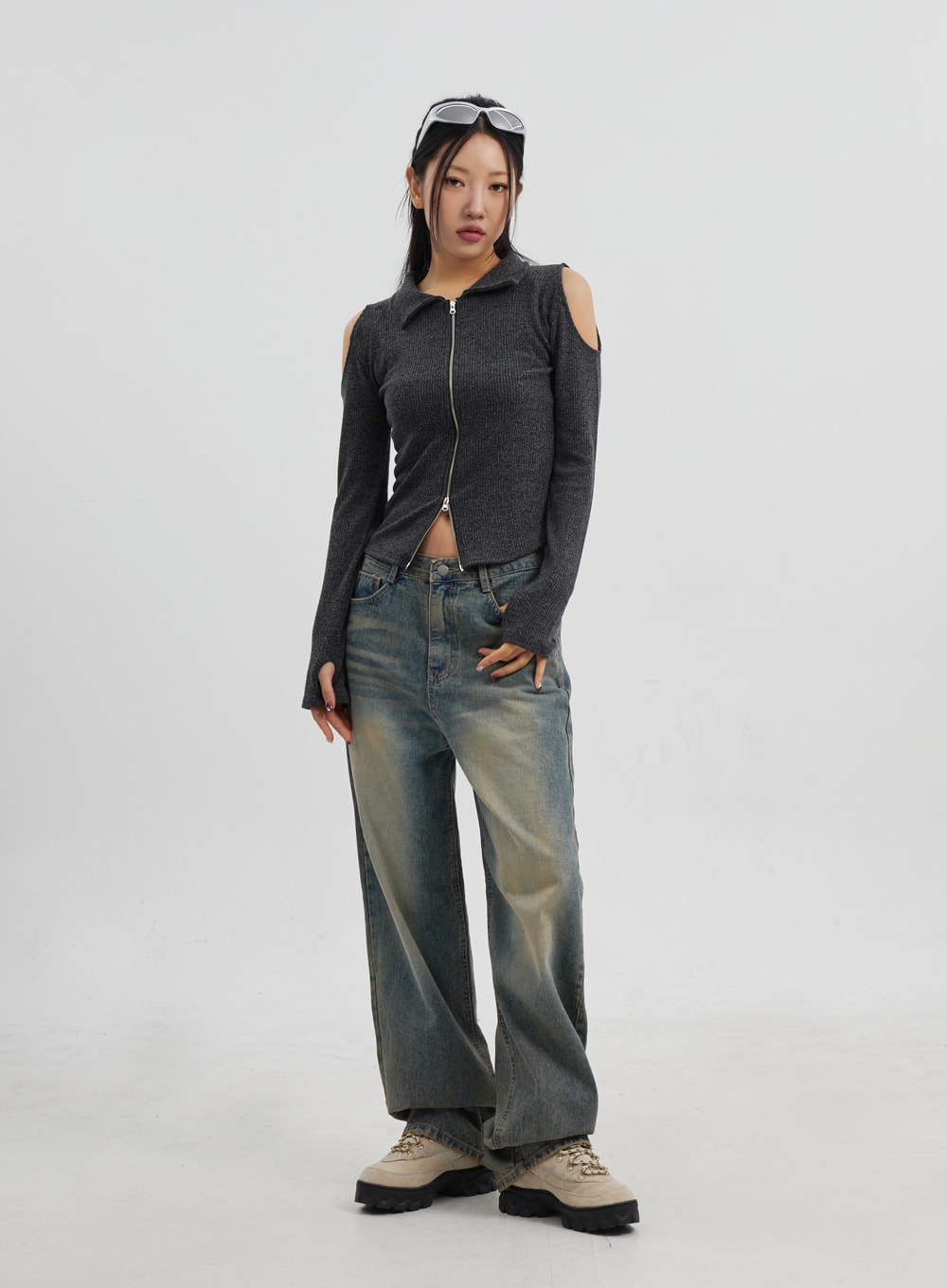 Vintage Wash Wide Leg Jeans CJ319 - Korean Women's Fashion | LEWKIN