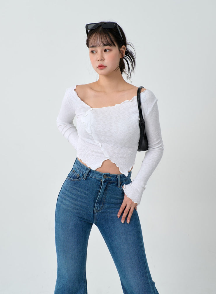 Wavy Off-Shoulder Cropped Top IJ304