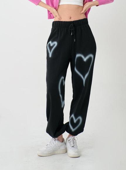 Spray Heart Jogger Bending Pants IS06 K-Pop style LEWKIN