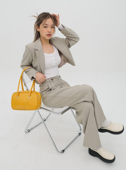 正面鈕扣低圓領長袖 T 卹 CM2