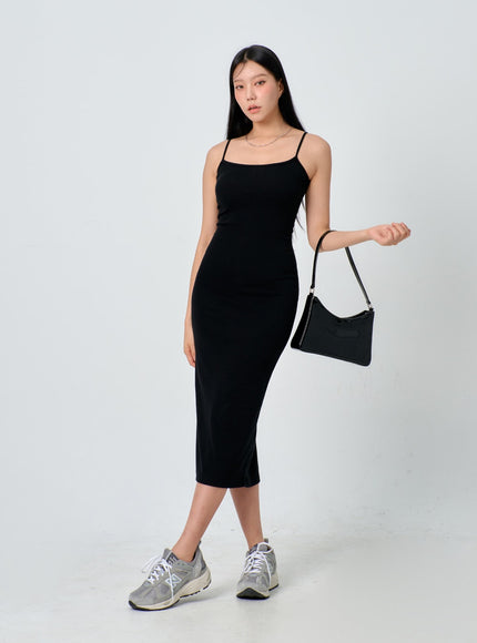 細肩帶長連衣裙 IJ330