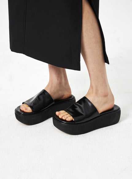 人造皮涼鞋 CA311